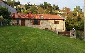 Casa Parada Da Capela